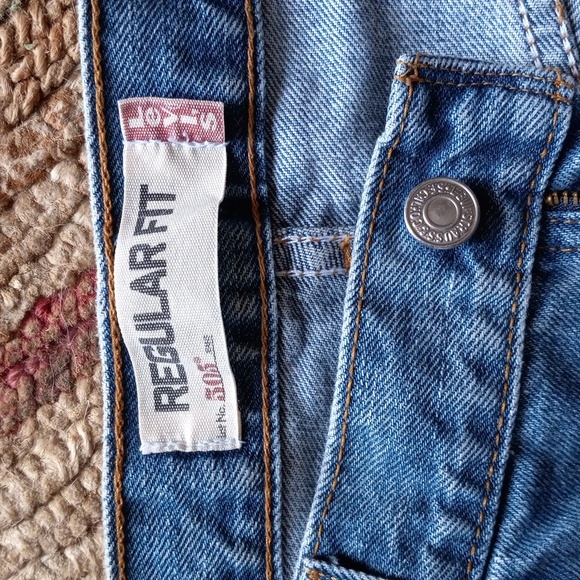 Vintage Levi’s 505 Regular Fit Straight Leg 505 36×34 Made in Egypt - Picture 7 of 13